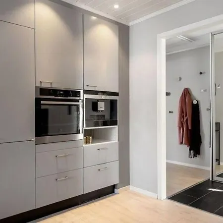 Διαμέρισμα Med Fantastisk Utsikt, Stillhet Og Naerhet Til Sentrum Τρόμσο