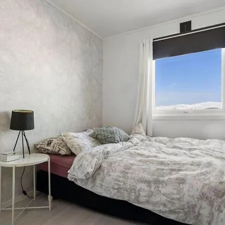 Appartamento Med Fantastisk Utsikt, Stillhet Og Naerhet Til Sentrum Tromsø