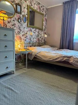 Med Fantastisk Utsikt, Stillhet Og Naerhet Til Sentrum Διαμέρισμα Τρόμσο