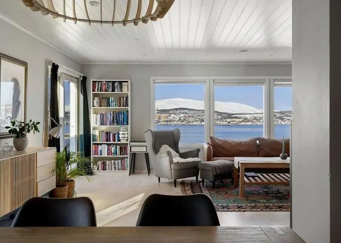 Apartment Tales Of Thules Med Fantastisk Utsikt, Stillhet Og Naerhet Til Sentrum *