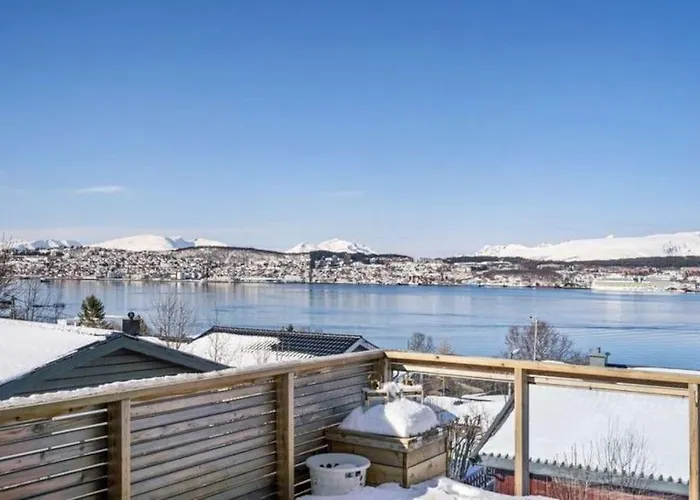 Tales Of Thules Med Fantastisk Utsikt, Stillhet Og Naerhet Til Sentrum