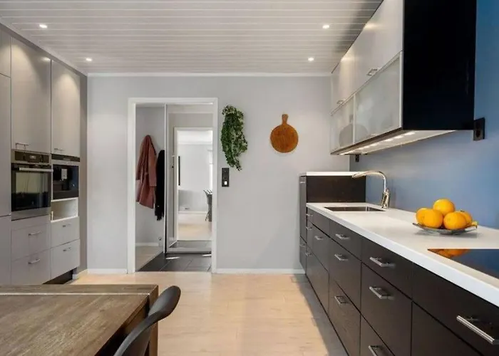 Apartment Tales Of Thules Med Fantastisk Utsikt, Stillhet Og Naerhet Til Sentrum Tromsø