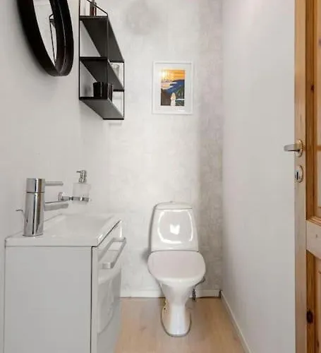 Tales Of Thules Med Fantastisk Utsikt, Stillhet Og Naerhet Til Sentrum * Tromsø